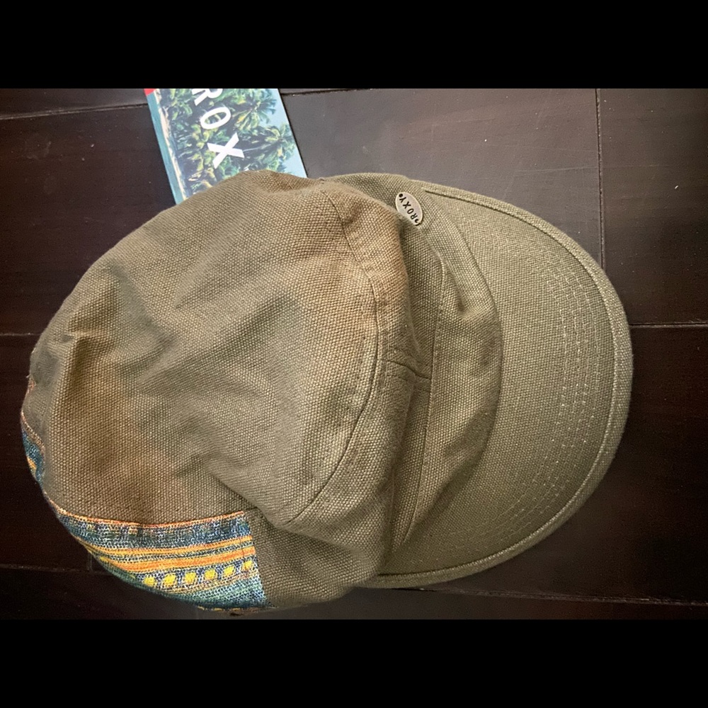Roxy hat